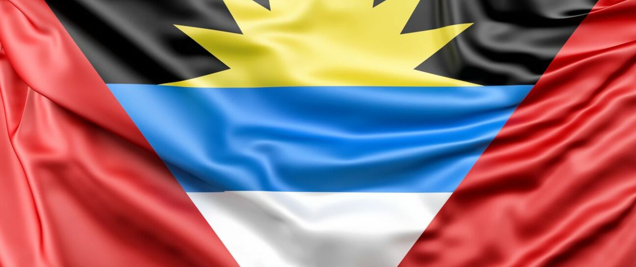Посол Антигуа и Барбуды опровергает необоснованные заявления о продаже дипломатического паспорта