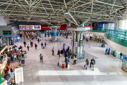 В июле аэропорты Португалии приняли рекордное количество туристов