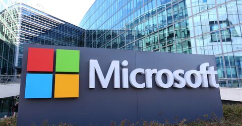 Американский Microsoft покидает Венгрию из-за коррупции