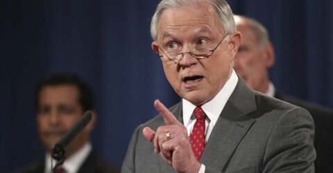 Генеральный прокурор США призывает к эффективному рассмотрению дел по иммиграции
