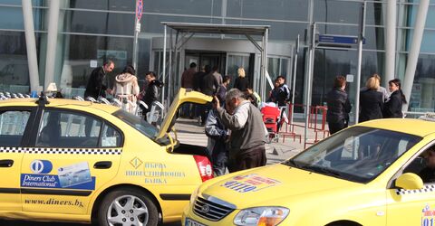 Таксисты-мошенники в аэропорту Софии и на автовокзалах