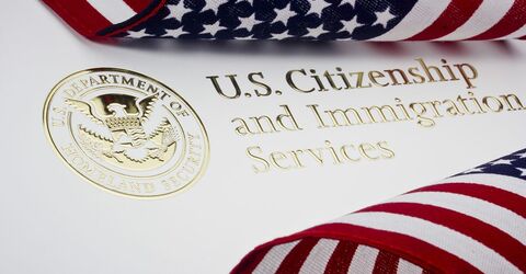 USCIS обновляет правила применения виз L1