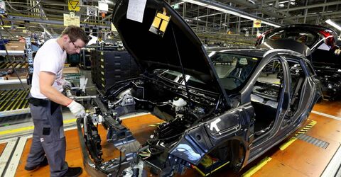 На фабрике в Болгарии, сотрудничающей с Mercedes, требуется 400 сотрудников на высокую зарплату