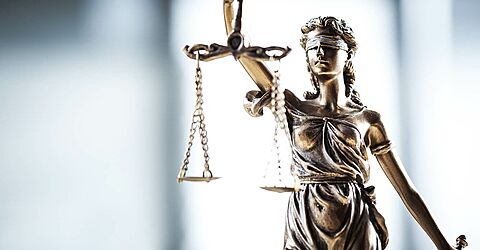 Болгарский суд обвинил россиянина в мошенничестве в США