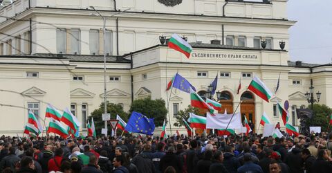 Рейтинг одобрения действий властей Болгарии переживает падение