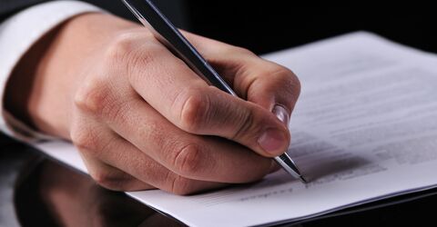 Изменение правил позволяет болгарскому меньшинству в Сербии писать женские фамилии в соответствии с болгарскими традициями