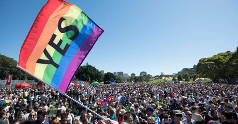 Тысячи людей вышли на Sofia Pride-2019