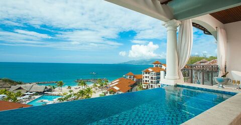 Популярный курорт Sandals на карибском острове Гренада опровергает сообщения о вспышке COVID-19