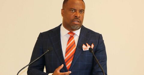 Заявление министра иностранных дел Сент-Китса и Невиса относительно скандала о лишении гражданства Hushpuppi