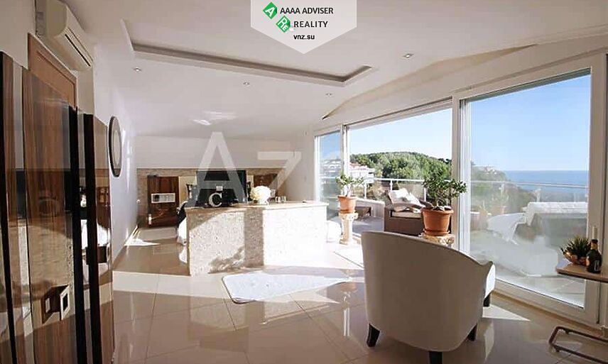 Недвижимость Турции Просторная меблированная квартира 3+1 с видом на Средиземное море 300 м²: 31