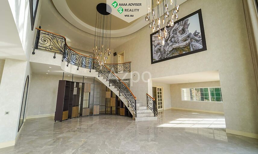 Недвижимость Турции Элегантная частная вилла планировкой 6+1 в элитном районе Стамбула 529-389 м²: 3