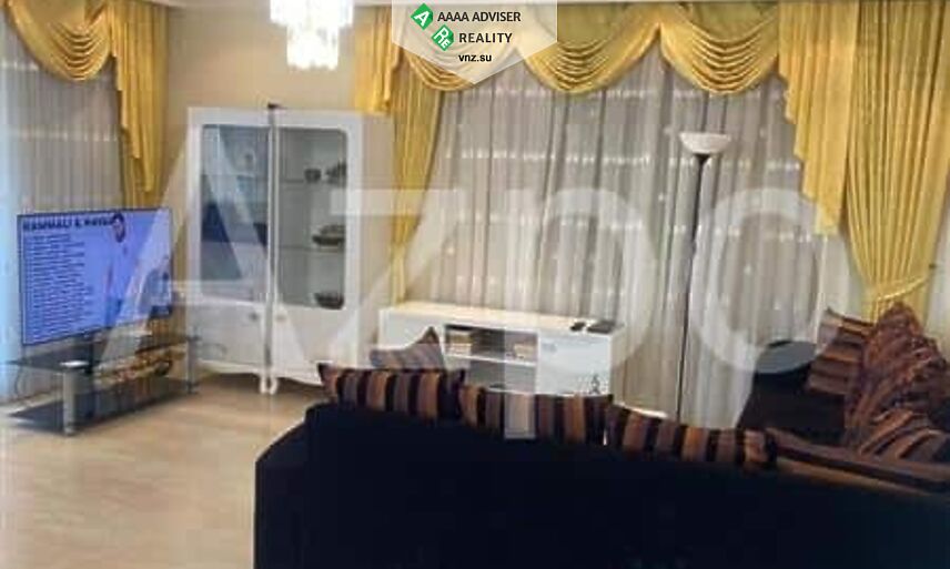 Недвижимость Турции  Просторная вилла 3+1 с мебелью и бытовой техникой 250 м²: 2