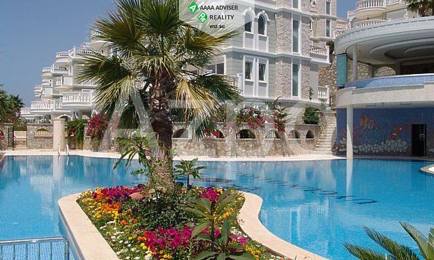 Недвижимость Турции Меблированная вилла 4+1 в элитном комплексе 250 м²: 47