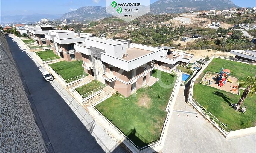 Недвижимость Турции Новая двухэтажная вилла 3+1 в живописном районе 230 м²: 23
