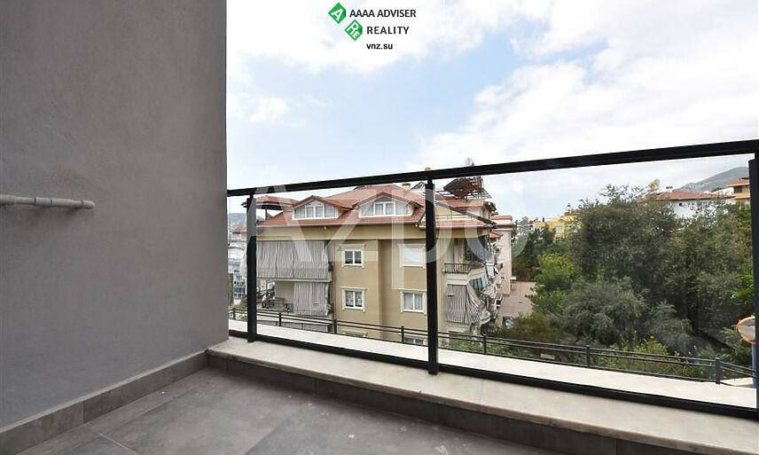 Недвижимость Турции Новая двухуровневая квартира планировкой 4+2 с собственным садом 196 м²: 27
