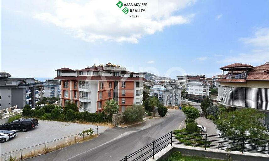 Недвижимость Турции Новая двухуровневая квартира планировкой 4+2 с собственным садом 196 м²: 32