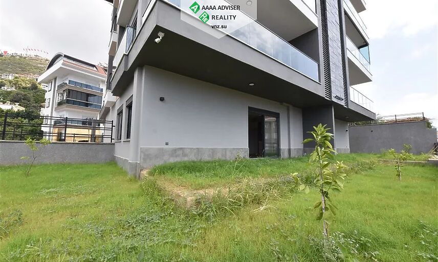 Недвижимость Турции Новая двухуровневая квартира планировкой 4+2 с собственным садом 196 м²: 35