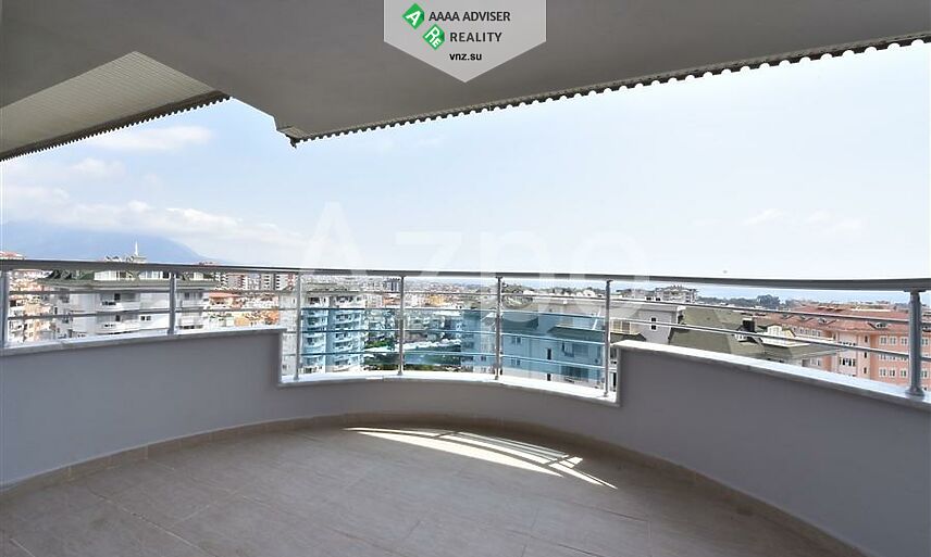 Недвижимость Турции Просторный двухуровневый пентхаус 6+2 с новым ремонтом 310 м²: 23