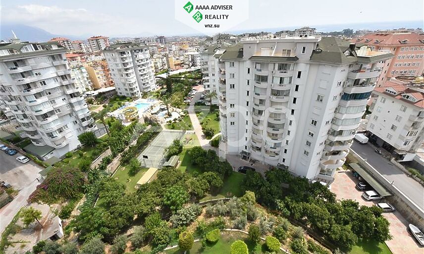Недвижимость Турции Просторный двухуровневый пентхаус 6+2 с новым ремонтом 310 м²: 39