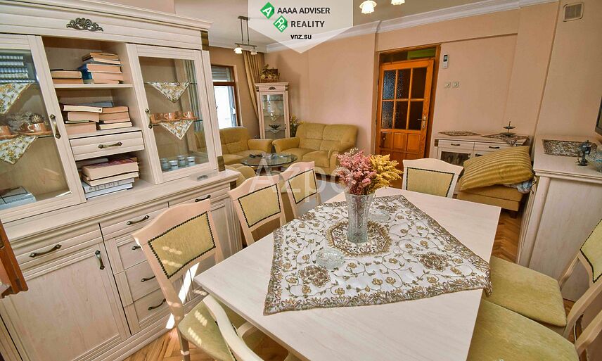 Недвижимость Турции Квартира 3+1 с отдельной кухней 150 м²: 3