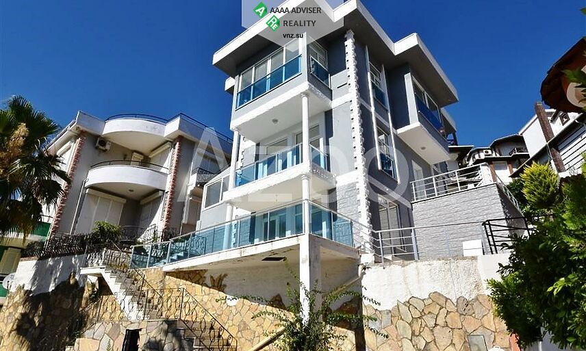 Недвижимость Турции Вилла планировкой 4+1 в 100 метрах от пляжа 280 м²: 1