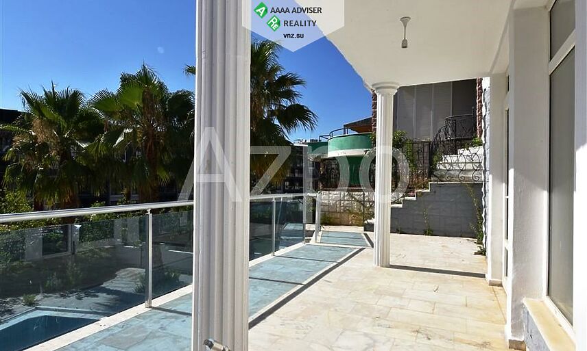 Недвижимость Турции Вилла планировкой 4+1 в 100 метрах от пляжа 280 м²: 37
