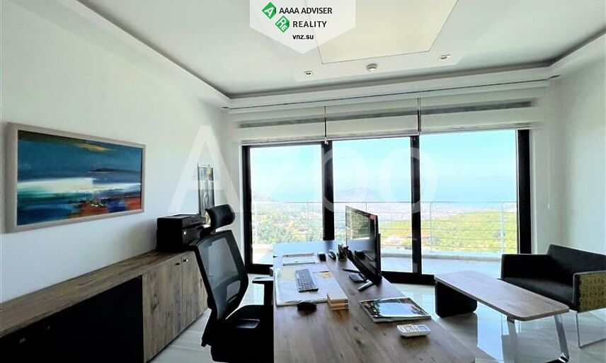 Недвижимость Турции Просторная вилла 4+1 с панорамным видом на море и город 390 м²: 8