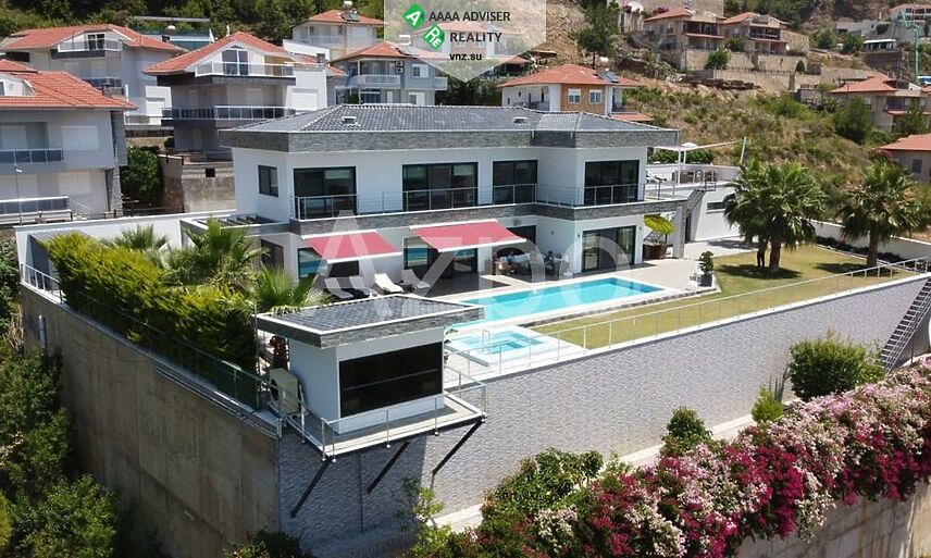Недвижимость Турции Просторная вилла 4+1 с панорамным видом на море и город 390 м²: 27