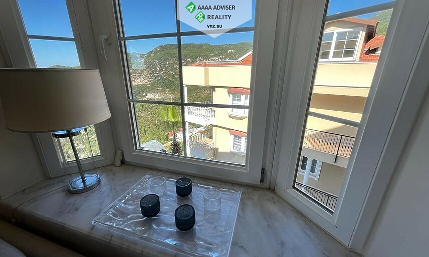 Недвижимость Турции Квартира 3+1 с видом на море, замок и горы. ВНЖ: 8