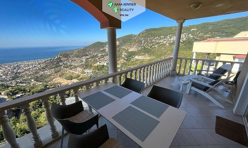 Недвижимость Турции Квартира 3+1 с видом на море, замок и горы. ВНЖ: 26